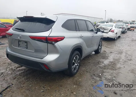 2022 Toyota Highlander Xle from USA, damaged, VIN 5TDHZRAHXNS125478
